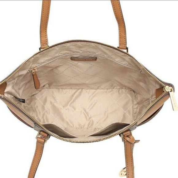 Michael Kors Charlotte Large  Top-Zip Tote Bag - Picture 7 of 7